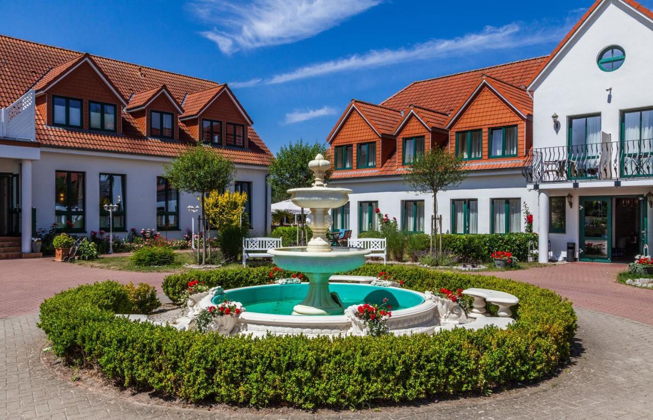 Villa Für 8 Personen Mit Kamin&terrasse Boltenhagen